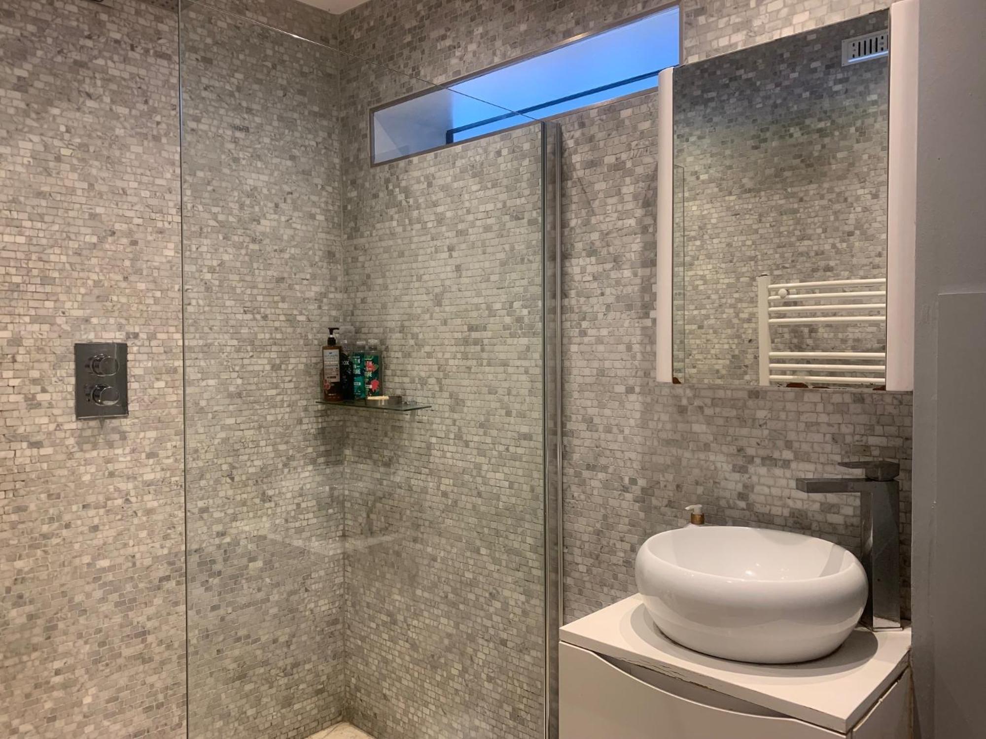 Sanctuary By The Sea With Large Room Including Lounge, Bathroom, Direct Garden Access & Free Parking Okręg wyborczy Hove Zewnętrze zdjęcie