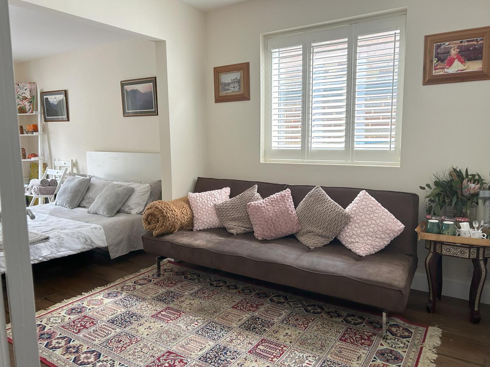 Sanctuary By The Sea With Large Room Including Lounge, Bathroom, Direct Garden Access & Free Parking Okręg wyborczy Hove Zewnętrze zdjęcie